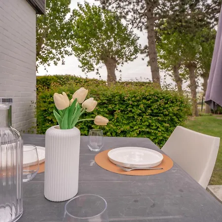 Cozy Retreat In Charming Semesterbostad Middelkerke