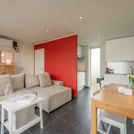 Cozy Retreat In Charming Semesterbostad